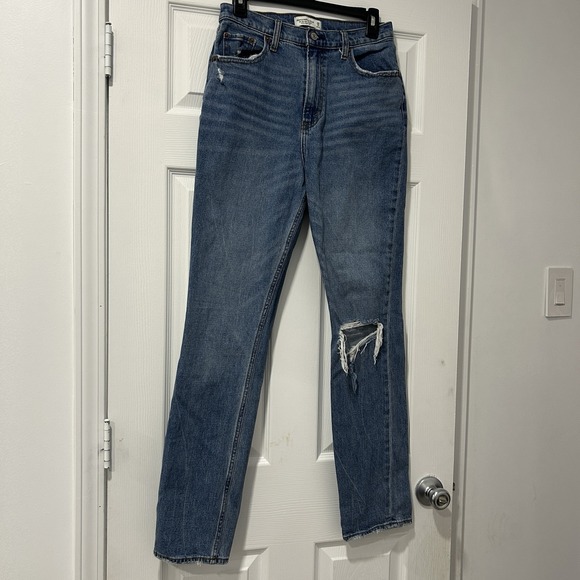 Abercrombie and Fitch Curve Love The 90s Slim Straight High Rise Jeans Sz 29/8L - Picture 3 of 12